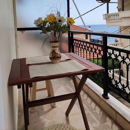 Διαμέρισμα για οικογένεια με θέα την θάλασσα Διαμέρισμα Αρκούδι Εξωτερικό φωτογραφία